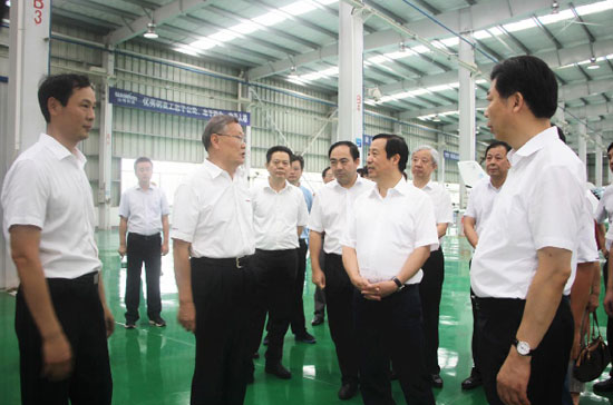 达哲省长调研江南网页版科技：要抓住通航发展的机遇