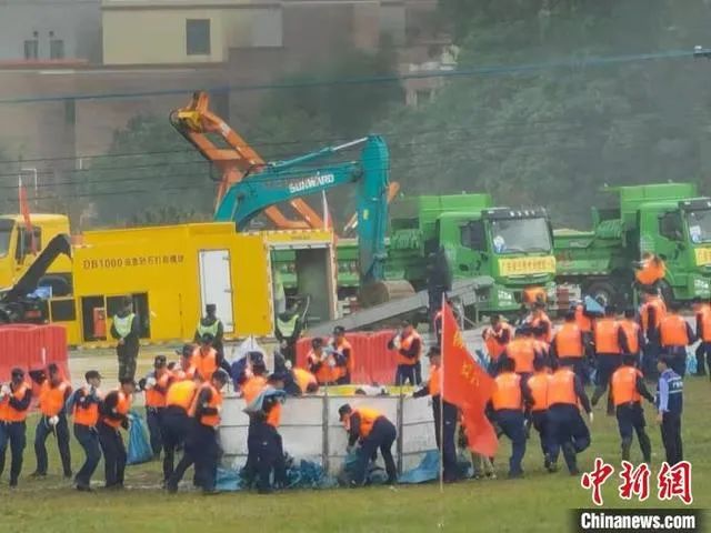 空地协同立体救援，江南网页版智能无人化装备亮相2021-北江流域防汛抢险综合演练