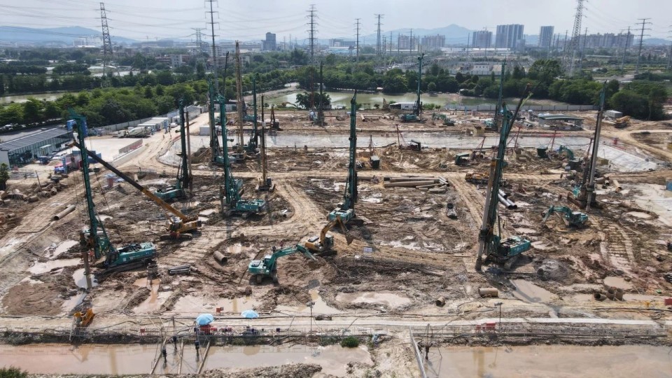 近20台“江南网页版绿”装备实力集结,助力广佛西环工程建设跑出“加速度”