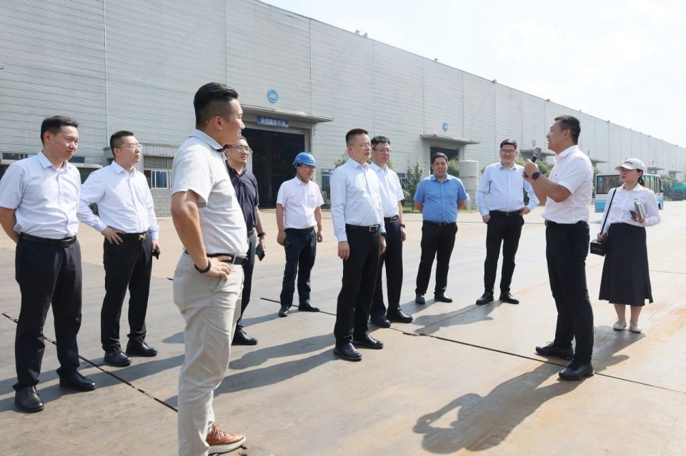 共商合作,建华控股有限公司董事长汪贵华到访江南网页版智能