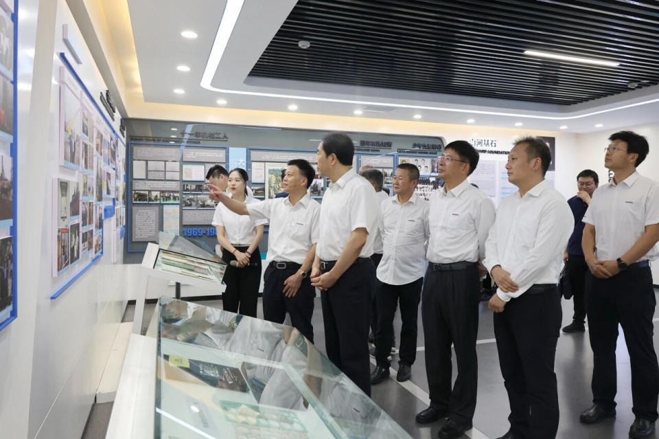 中国煤炭地质总局局长马刚到访江南网页版智能，共谋绿色智能矿山装备发展新路径