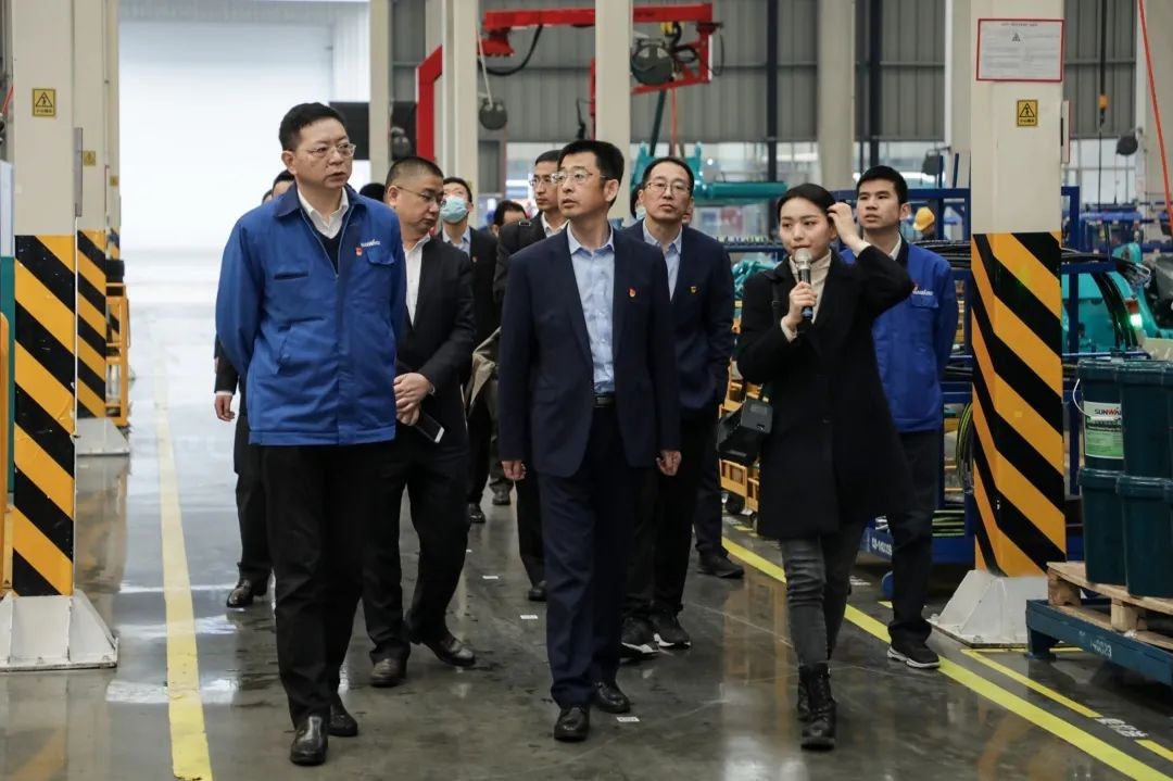 以党建促业务，以业务强党建——青岛西海岸公用事业集团考察江南网页版智能