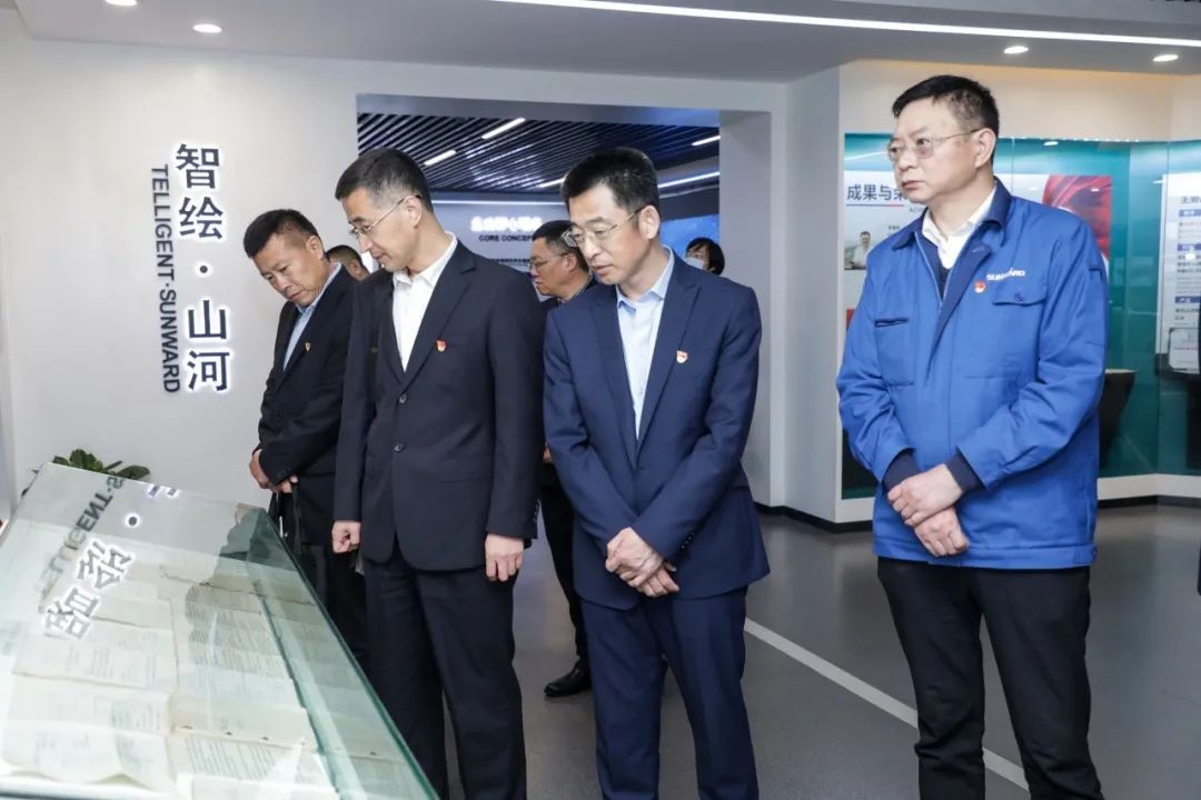 以党建促业务，以业务强党建——青岛西海岸公用事业集团考察江南网页版智能