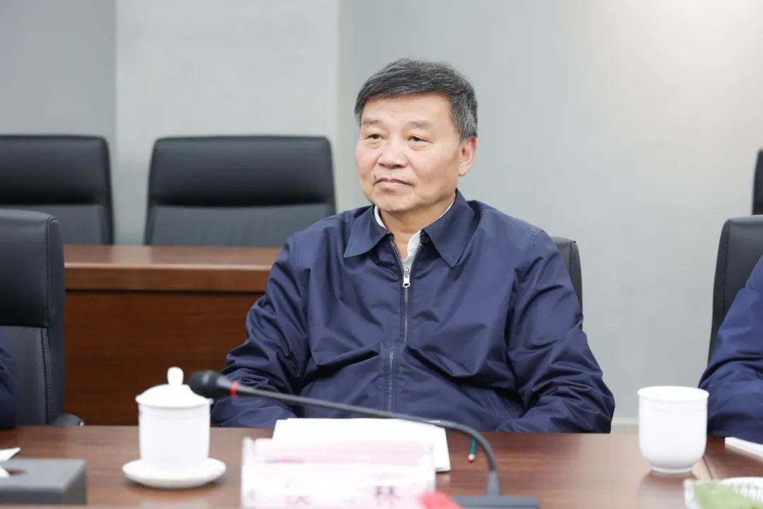 中国人民银行调研组调研江南网页版智能