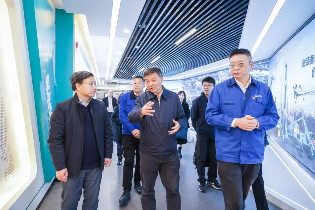 中国人民银行调研组调研江南网页版智能
