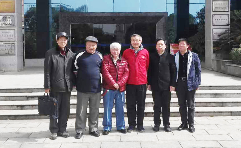 “桥痴”上官兴教授赞江南网页版智能创新精神