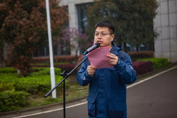 跑出加速度，江南网页版智能销售发货创新高