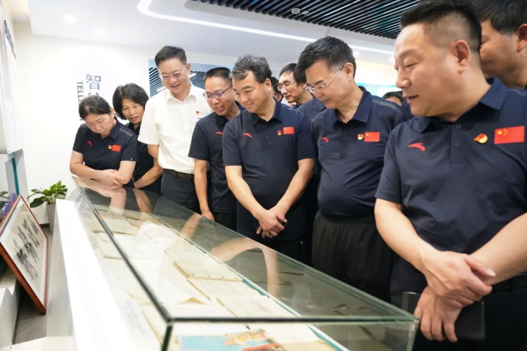 湖南省委党校厅干班赴江南网页版智能开展现场教学活动