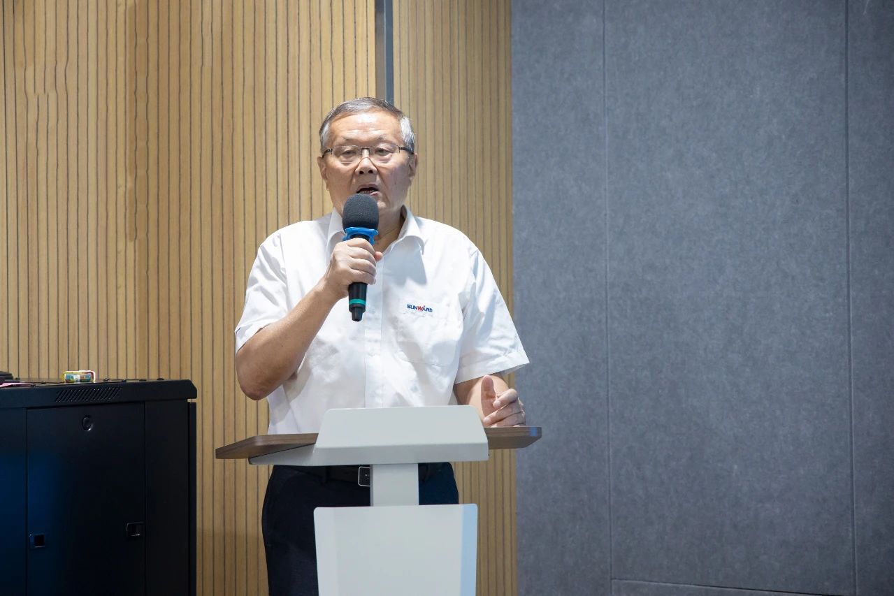 强化管理重心下移，江南网页版智能开展领导力培训助力公司高质量快速发展