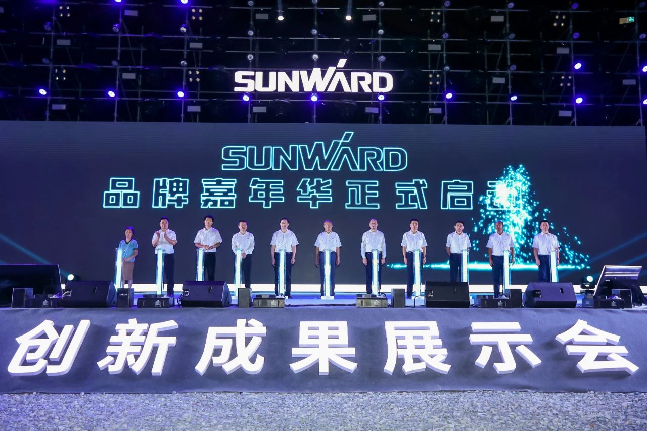 逛展超热闹！江南网页版智能成果展示会高能名场面来袭