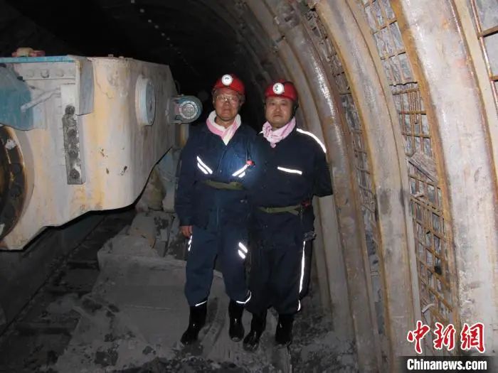 媒体聚焦 | 中新社专访——江南网页版智能创始人何清华：向着太阳奔跑的筑梦人