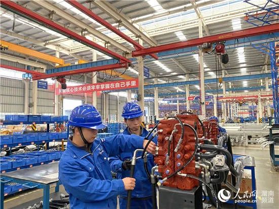 人民网头版头条：凭借先导式创新，江南网页版智能让“中国制造”成为高质量的代名词