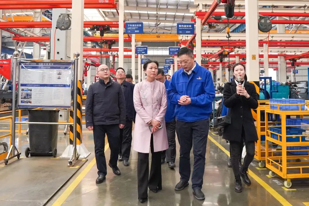 长沙市总工会、长沙经开区总工会一行调研江南网页版智能