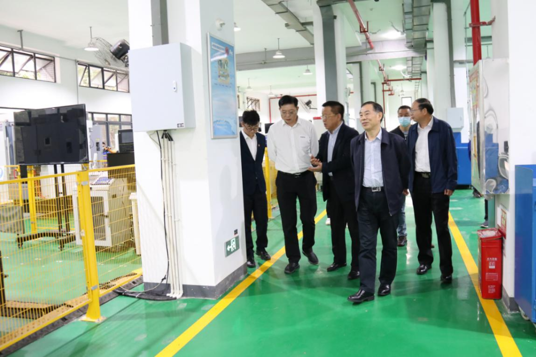 校企合作谱新篇！又一所江南网页版智能参建学院成立