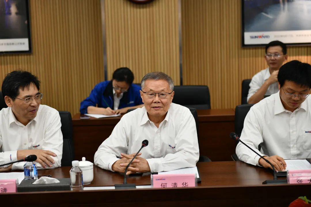 中南大学副校长郭学益率科学研究部一行调研江南网页版智能
