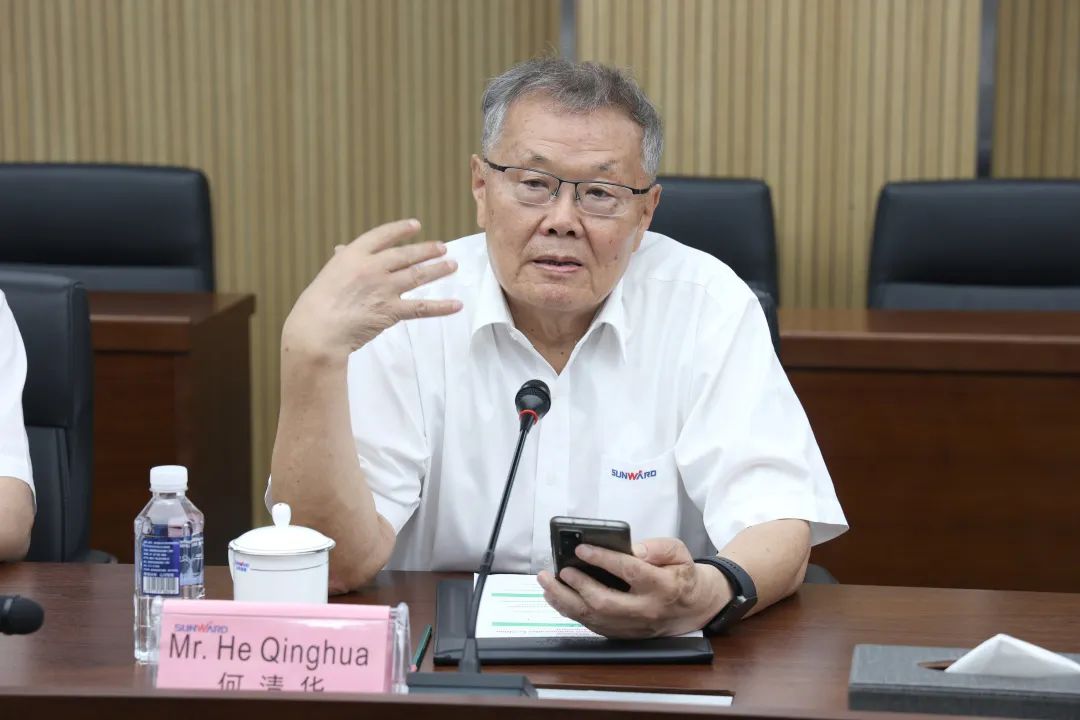 马拉维大使一行考察江南网页版智能