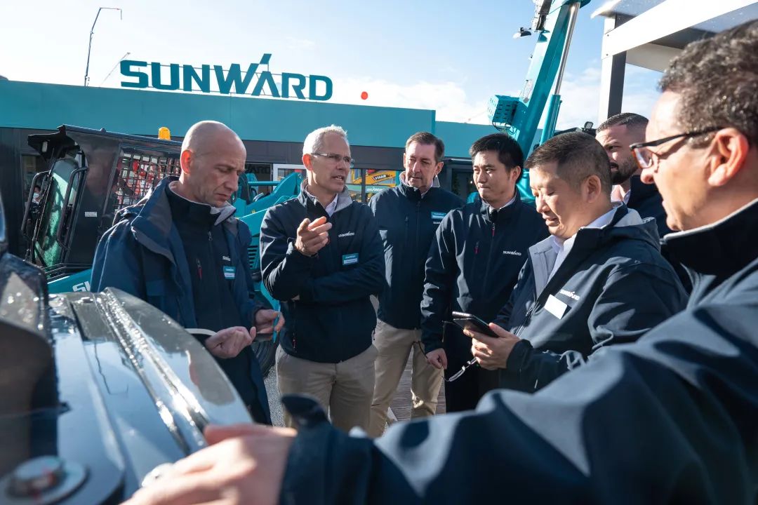 Bauma 2022 | 一组火热现场图带您重温江南网页版智能德国宝马展之旅