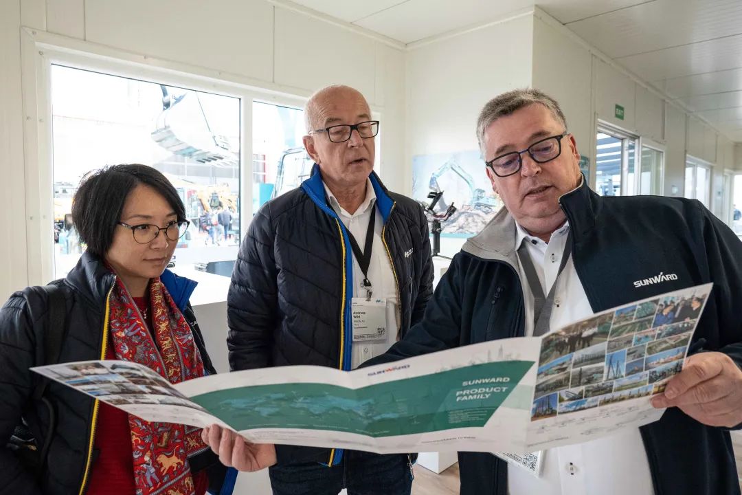 Bauma 2022 | 一组火热现场图带您重温江南网页版智能德国宝马展之旅