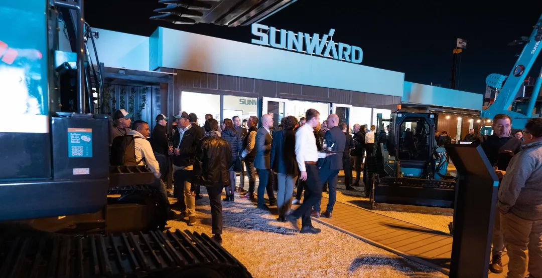 Bauma 2022 | 一组火热现场图带您重温江南网页版智能德国宝马展之旅