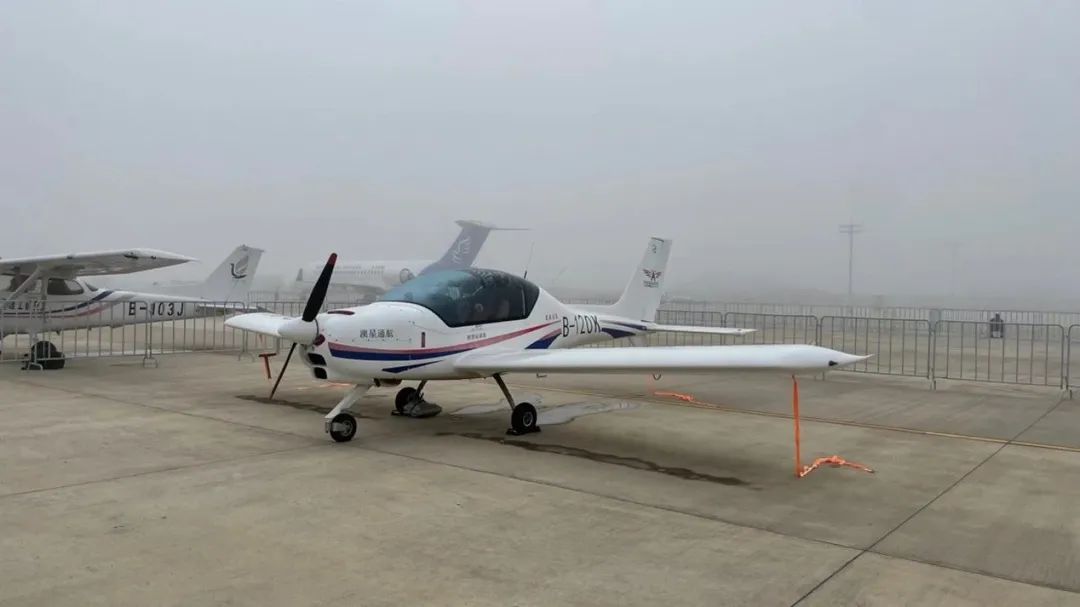逆势飞翔！江南网页版航空携手合作伙伴亮相2022南昌飞行大会