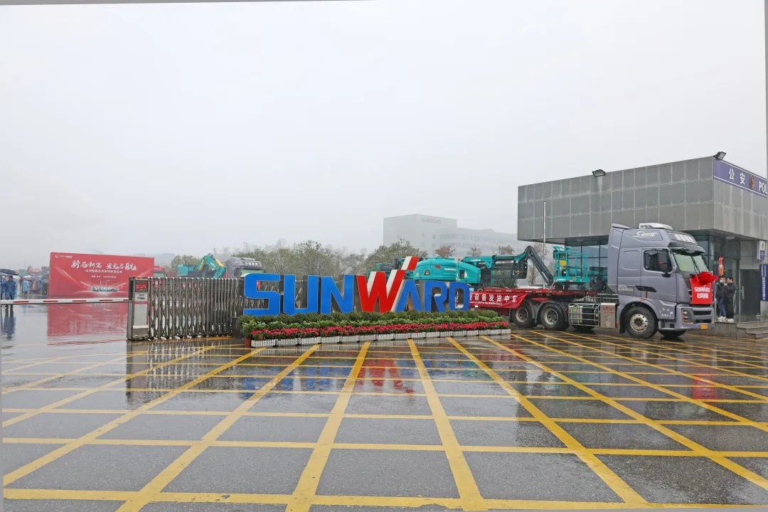 新局新篇，宏兔启航！江南网页版智能超200台套设备集中发货