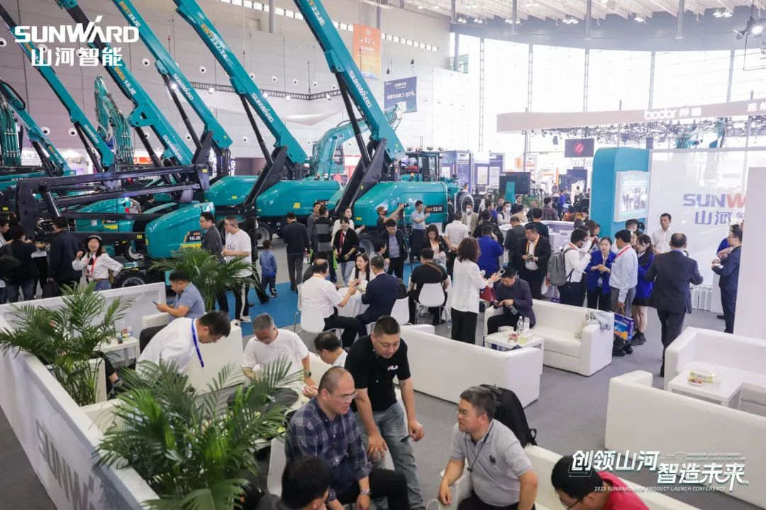 2023 CICEE | 江南网页版智能亮相2023长沙国际工程机械展！智能化、电动化产品站C位