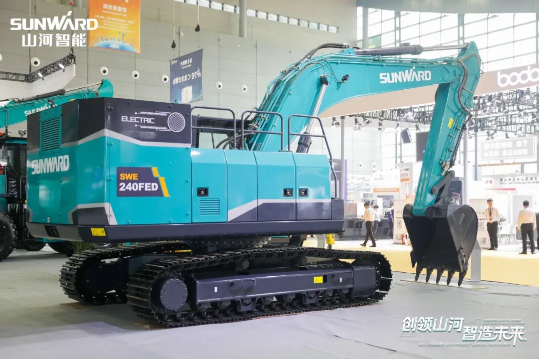2023 CICEE | 江南网页版智能亮相2023长沙国际工程机械展！智能化、电动化产品站C位
