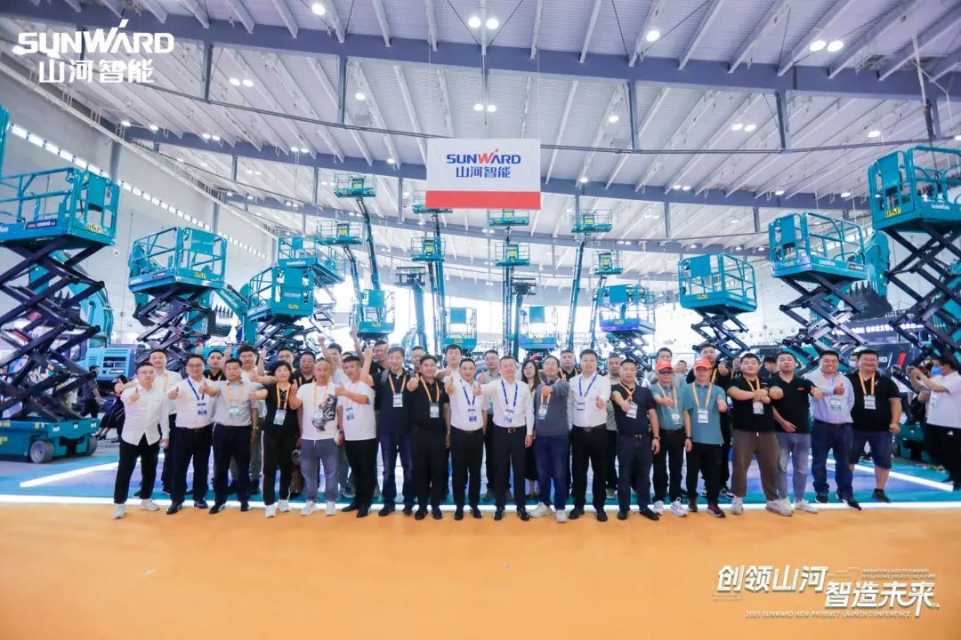 闪耀2023 CICEE！看江南网页版智能“明星产品”有多“炫”