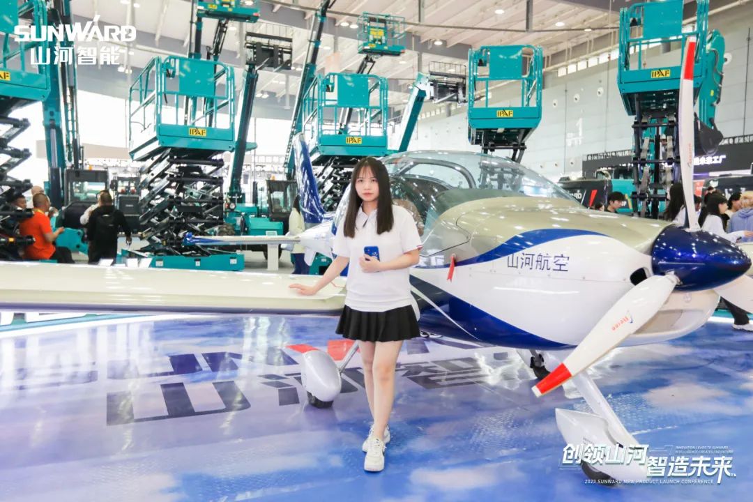 闪耀2023 CICEE！看江南网页版智能“明星产品”有多“炫”