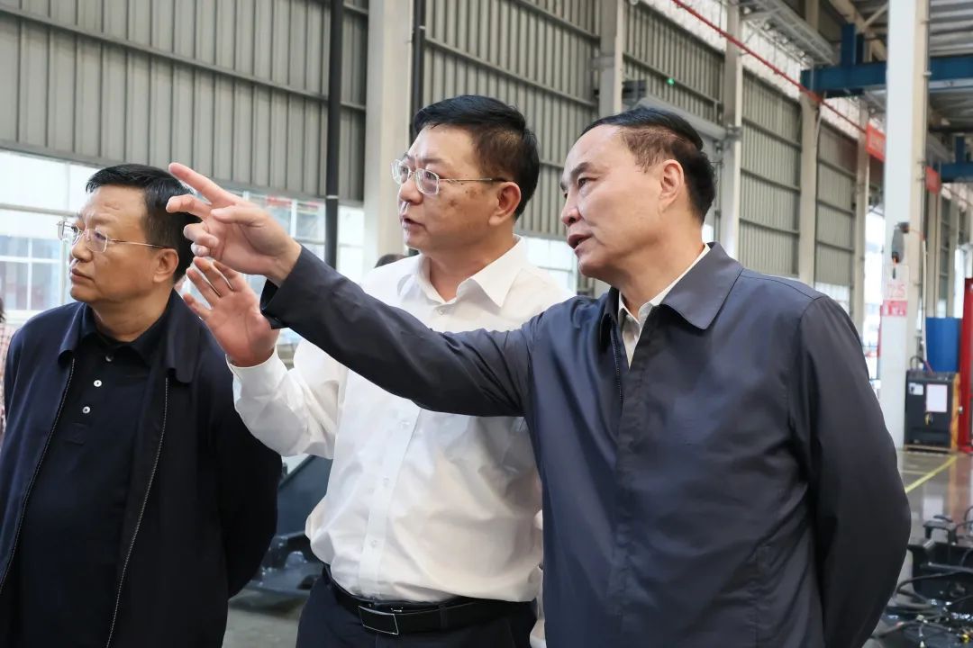 李文荣调研江南网页版智能