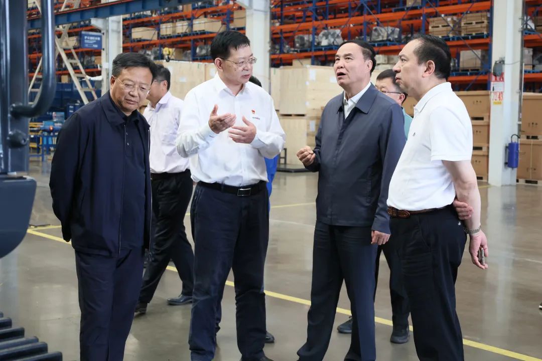 李文荣调研江南网页版智能