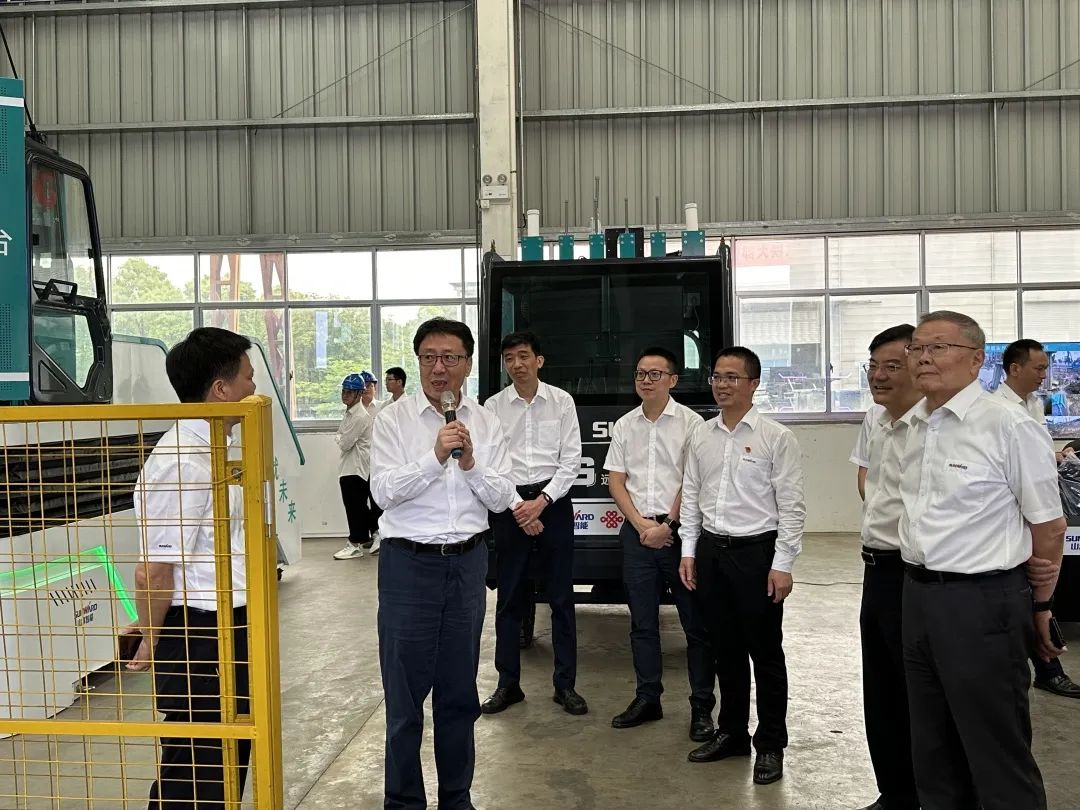 中国联通集团副总经理梁宝俊到访江南网页版智能