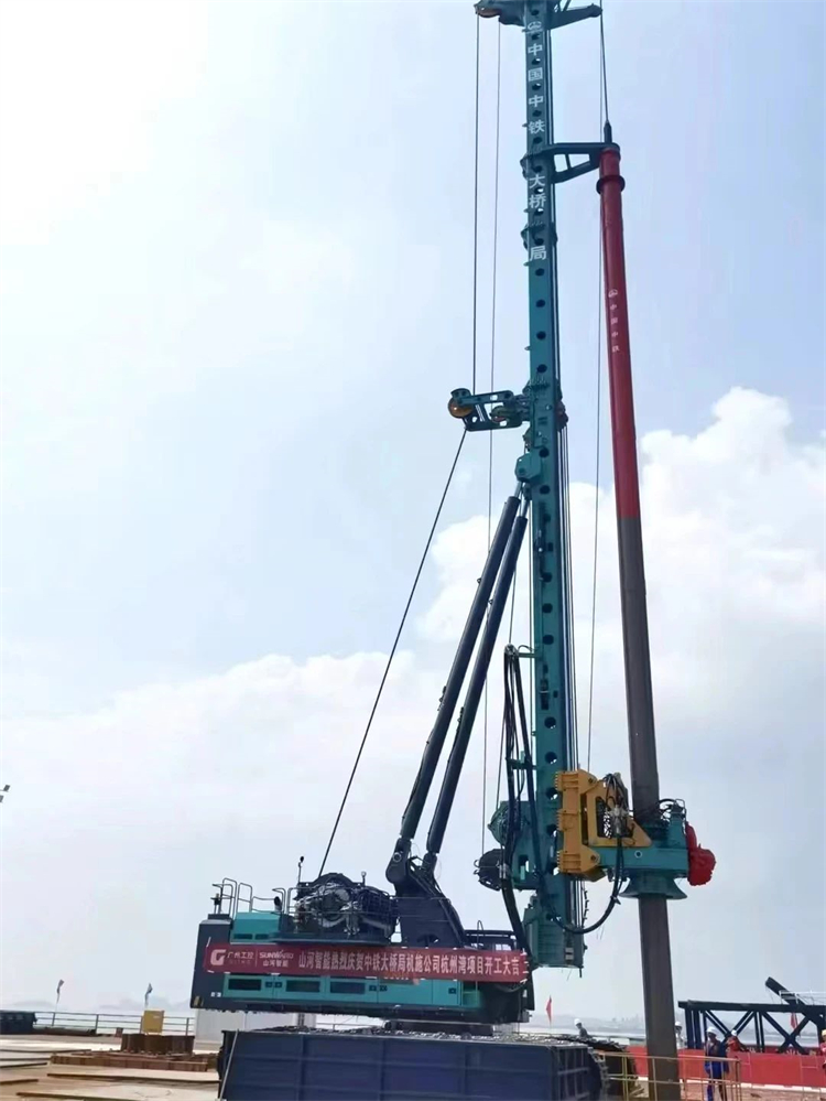 再战世界级工程！江南网页版智能超级旋挖钻机SWDM800H助建杭州湾跨海铁路桥项目