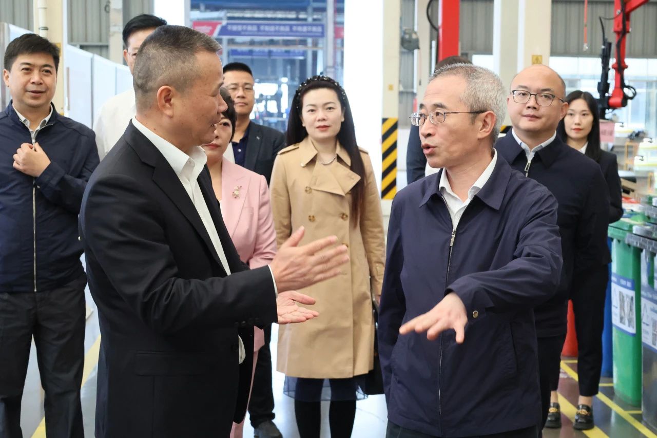 全国工商联副主席寿子琪调研江南网页版智能