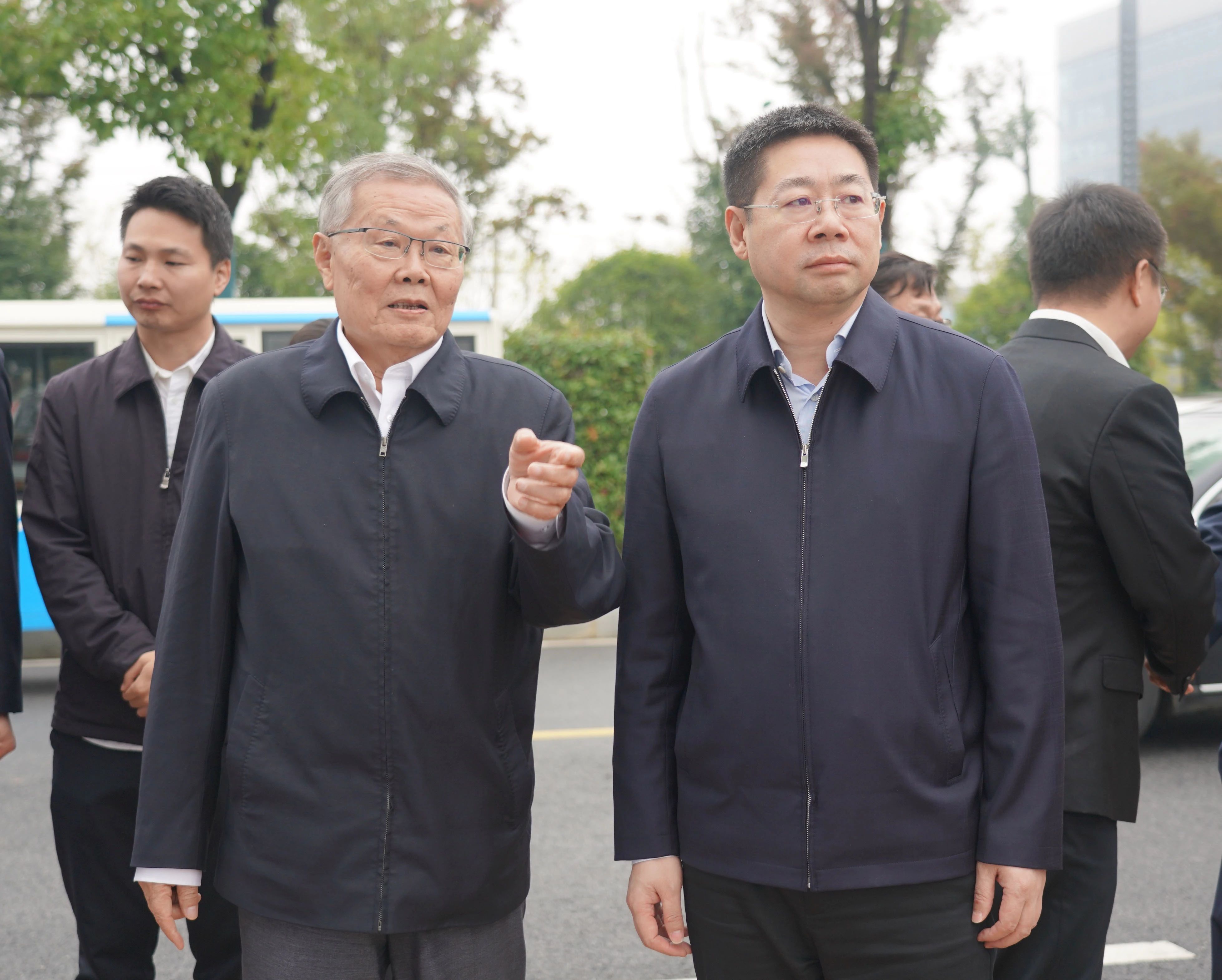 全国节水办主任蒋牧宸调研江南网页版智能节水工作