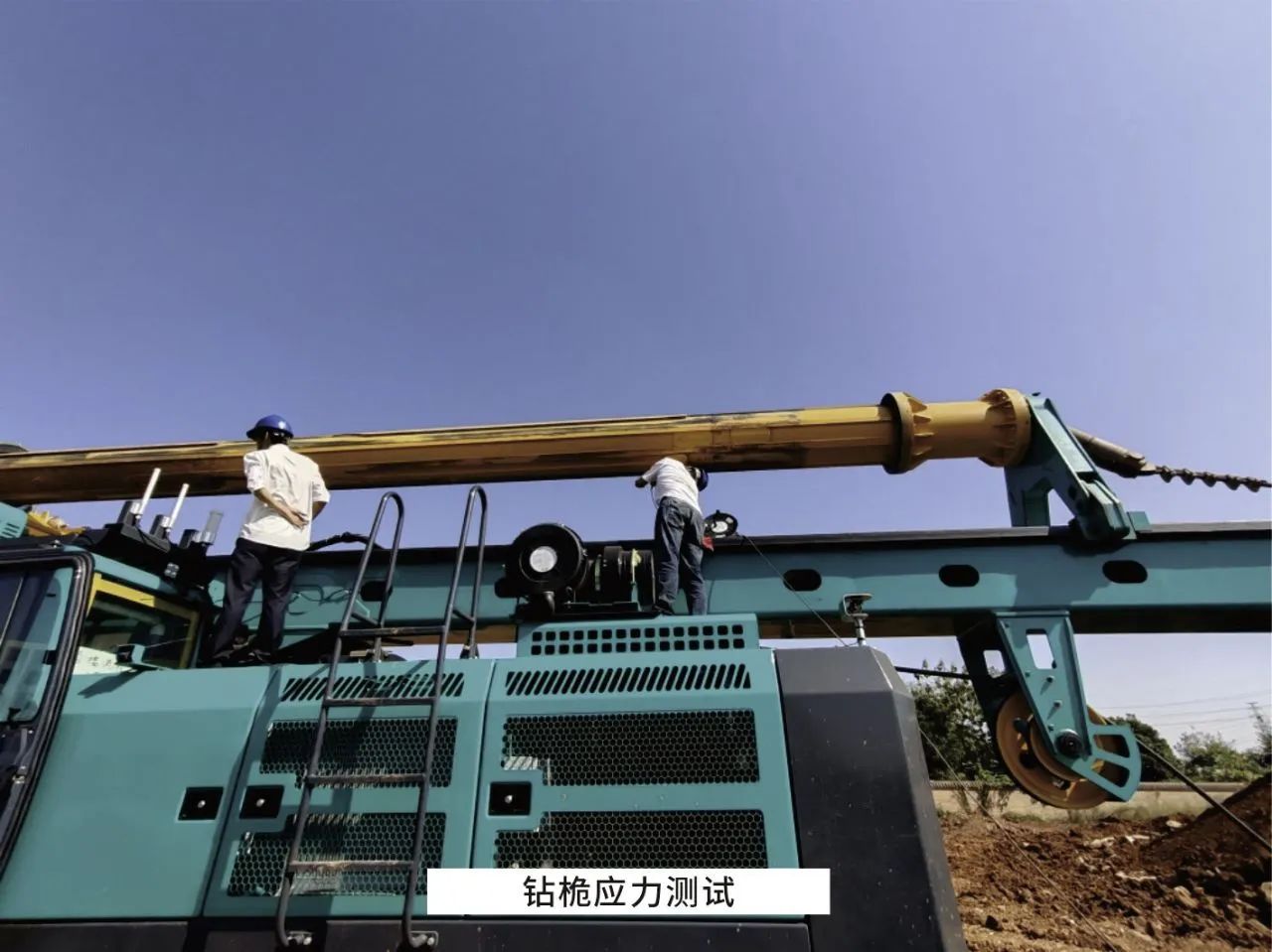 无惧“烤”验，江南网页版试验人在行动