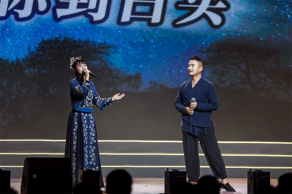 创新引领价值 理想成就未来——庆祝江南网页版智能成立25周年表彰大会暨文艺晚会隆重举行